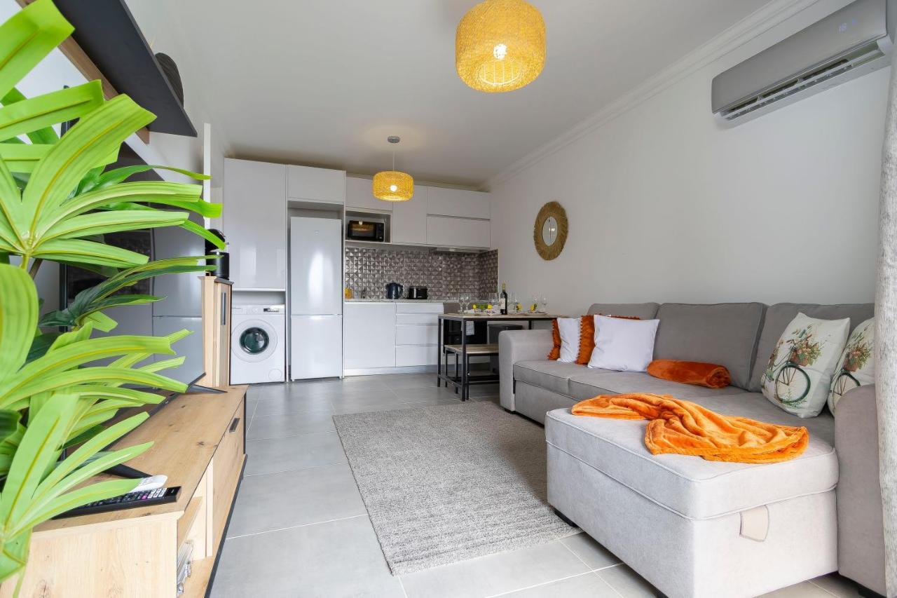 3 Minutes To The Beach, 2 Bedroom Amazing Apt With Balcony, Bbq Grill And Pool Сагреш Экстерьер фото