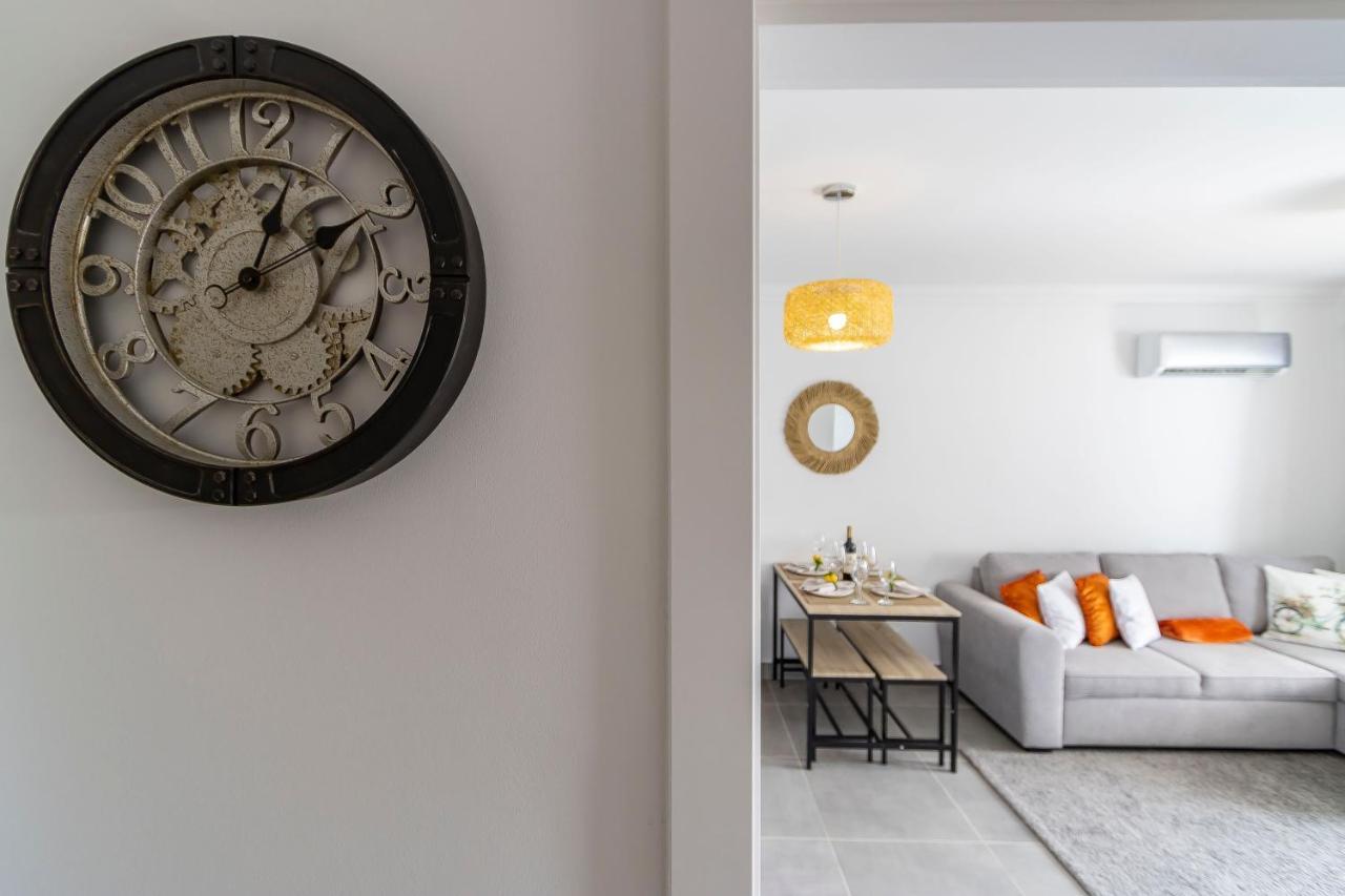 3 Minutes To The Beach, 2 Bedroom Amazing Apt With Balcony, Bbq Grill And Pool Сагреш Экстерьер фото
