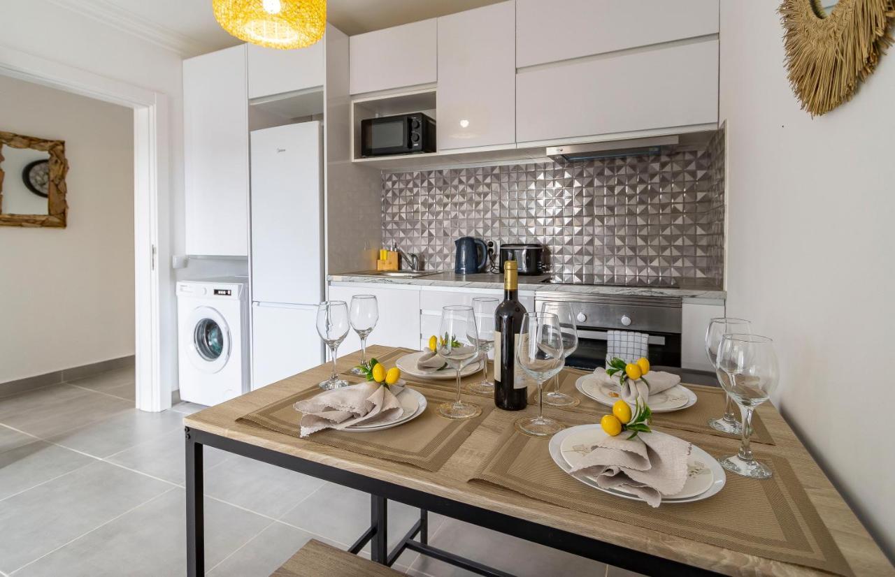 3 Minutes To The Beach, 2 Bedroom Amazing Apt With Balcony, Bbq Grill And Pool Сагреш Экстерьер фото