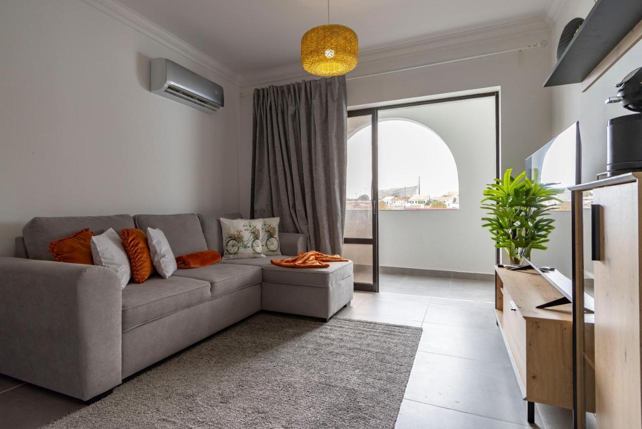3 Minutes To The Beach, 2 Bedroom Amazing Apt With Balcony, Bbq Grill And Pool Сагреш Экстерьер фото