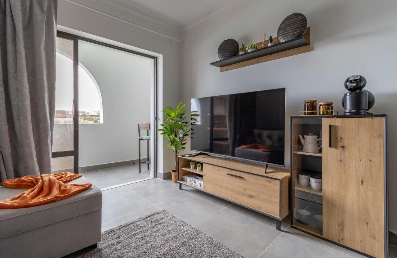 3 Minutes To The Beach, 2 Bedroom Amazing Apt With Balcony, Bbq Grill And Pool Сагреш Экстерьер фото