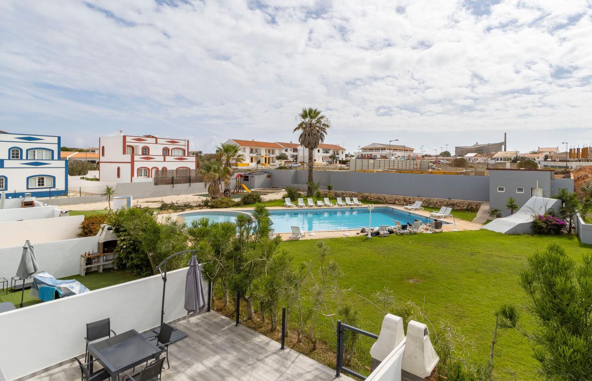 3 Minutes To The Beach, 2 Bedroom Amazing Apt With Balcony, Bbq Grill And Pool Сагреш Экстерьер фото