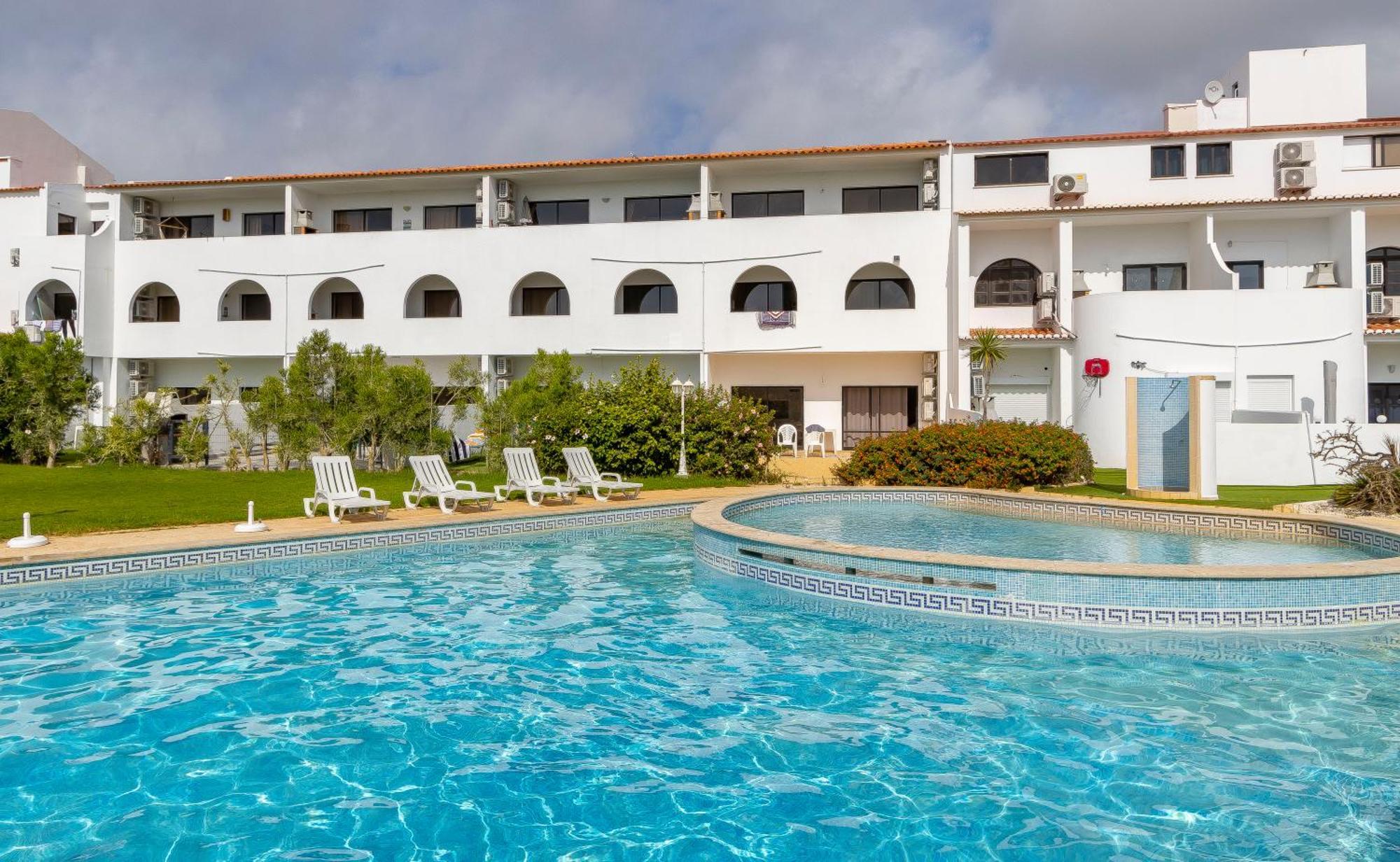 3 Minutes To The Beach, 2 Bedroom Amazing Apt With Balcony, Bbq Grill And Pool Сагреш Экстерьер фото